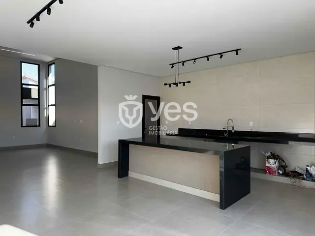 Casa com 360m² 3 quartos e 4 banheiros, à venda, no bairro Loteamento Residencial Condomínio Villágio II em Araxá