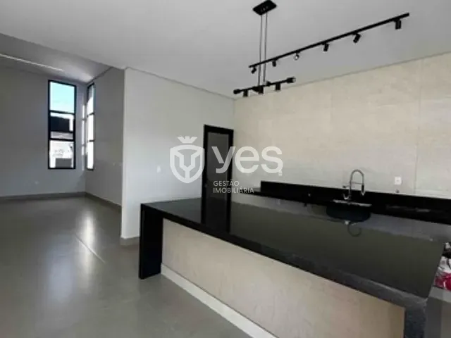 Casa com 360m² 3 quartos e 4 banheiros, à venda, no bairro Loteamento Residencial Condomínio Villágio II em Araxá
