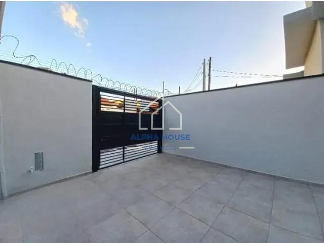 Casa com 125m² 2 quartos e 1 banheiro, à venda, no bairro Comercial e Residencial Jardim Mariana em Pindamonhangaba