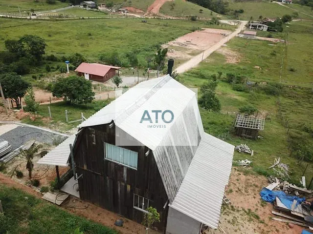Casa com 75m² 2 quartos e 1 banheiro, à venda, no bairro TIMBÉ em Tijucas