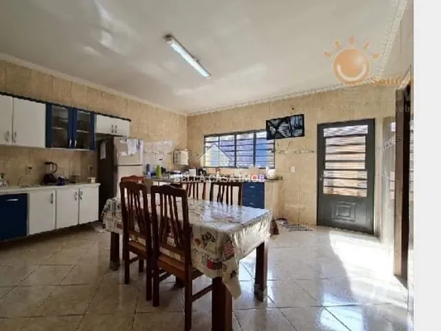 Casa com 250m² 3 quartos e 3 banheiros, à venda, no bairro Vila Angélica em Sorocaba