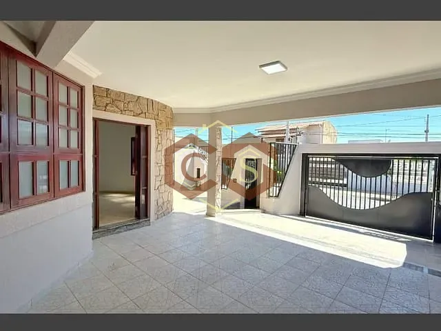 Casa com 250m² 4 quartos e 4 banheiros, à venda, no bairro Jardim Regina em Indaiatuba