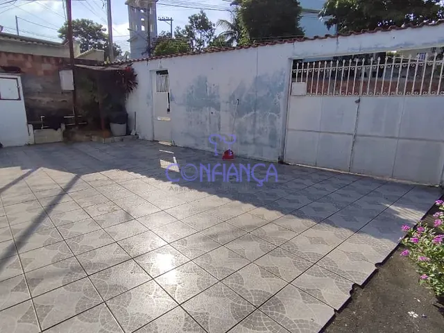 Casa com 496m² 2 quartos e 1 banheiro, à venda, no bairro Campo Grande em Rio de Janeiro
