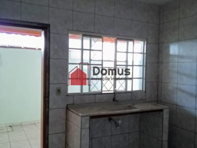 Casa com 250m², à venda, no bairro Residencial Mombaça em Pindamonhangaba