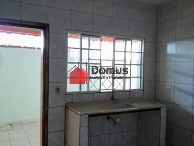 Casa com 250m², à venda, no bairro Residencial Mombaça em Pindamonhangaba