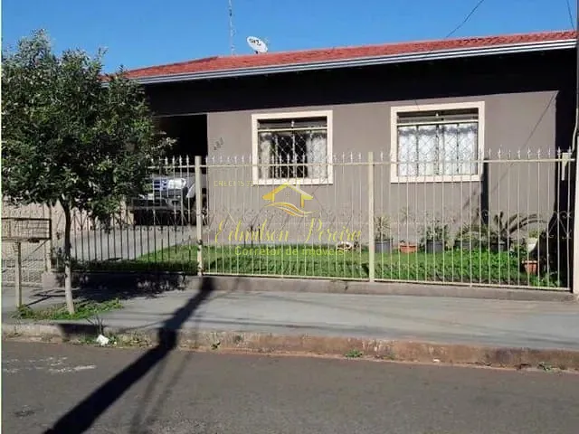 Casa com 200m² 3 quartos e 2 banheiros, à venda, no bairro Ernani Moura Lima em Londrina