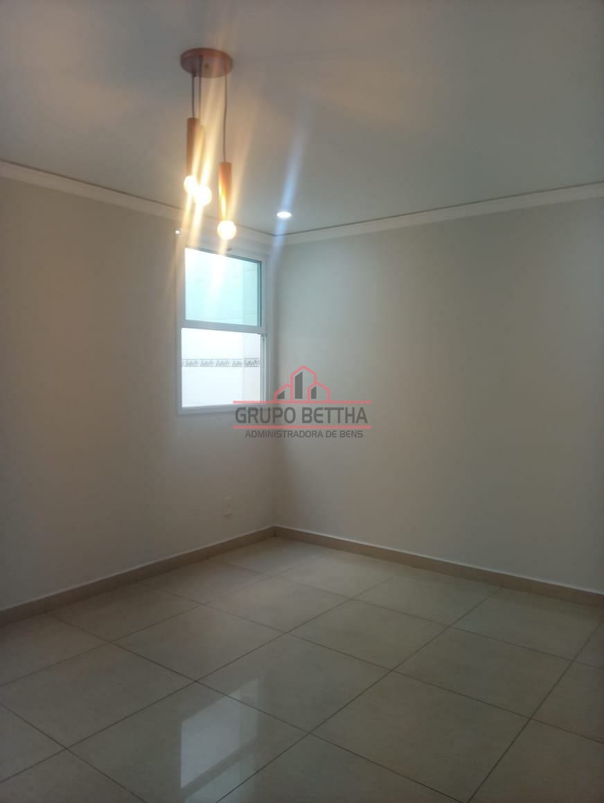 Casa à venda e aluguel com 3 quartos, 228m² - Foto 5