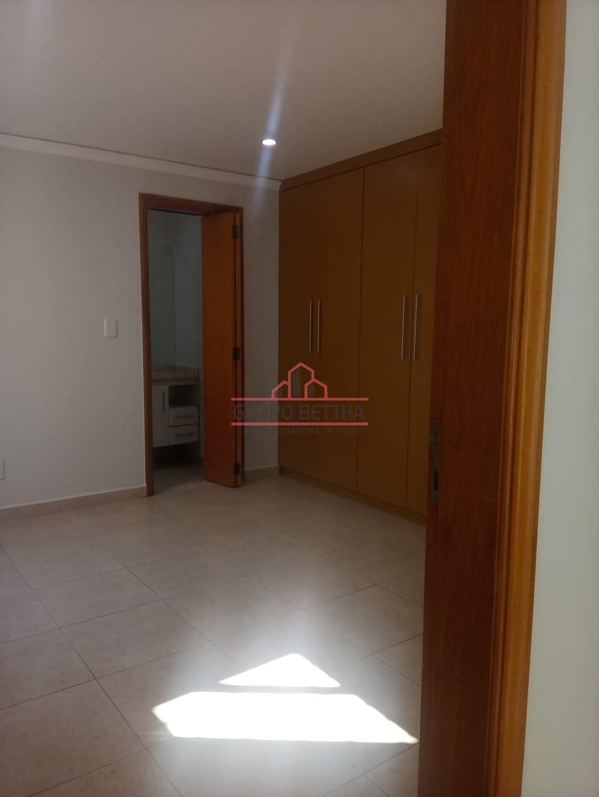 Casa à venda e aluguel com 3 quartos, 228m² - Foto 19