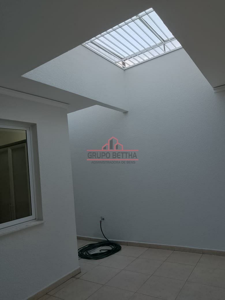 Casa à venda e aluguel com 3 quartos, 228m² - Foto 22