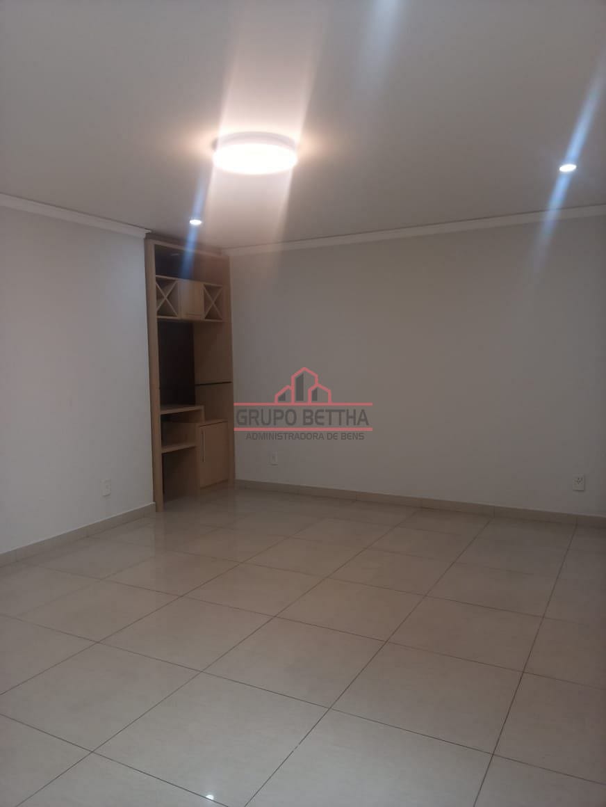 Casa à venda e aluguel com 3 quartos, 228m² - Foto 26