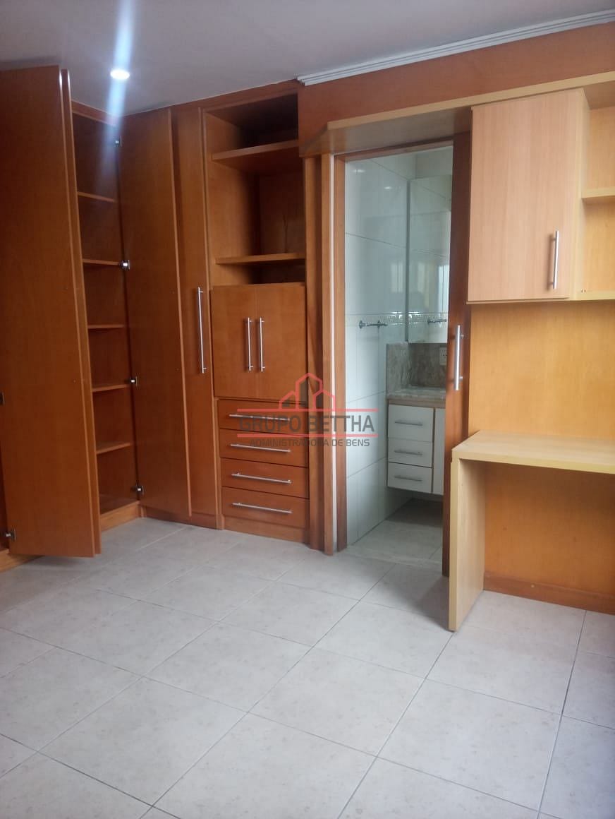 Casa à venda e aluguel com 3 quartos, 228m² - Foto 28