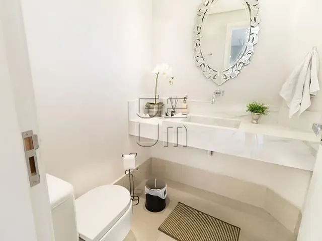 Casa com 2601m² 5 quartos e 8 banheiros, à venda, no bairro Esperança em Londrina