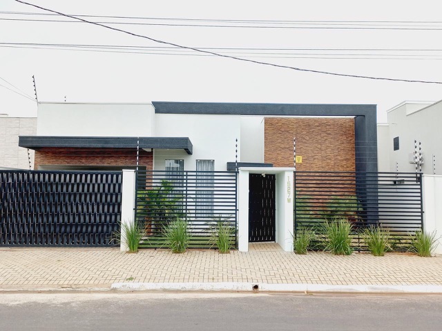 Casa com 375m² 3 quartos e 2 banheiros, à venda, no bairro Residencial Flamboyant em Nova Mutum