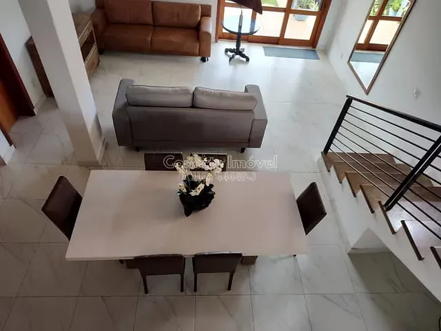 Casa com 500m² 3 quartos e 6 banheiros, à venda, no bairro Estância das Flores em Jaguariúna
