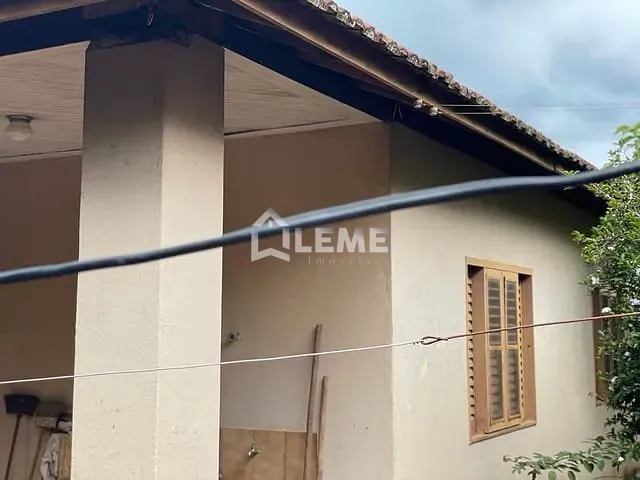Casa com 525m² 2 quartos e 1 banheiro, à venda, no bairro Vila Lambari em Mococa