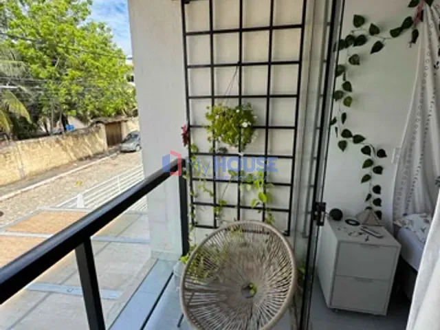 Casa 4 quartos e 3 banheiros, à venda, no bairro Nossa Senhora da Vitória em Ilhéus