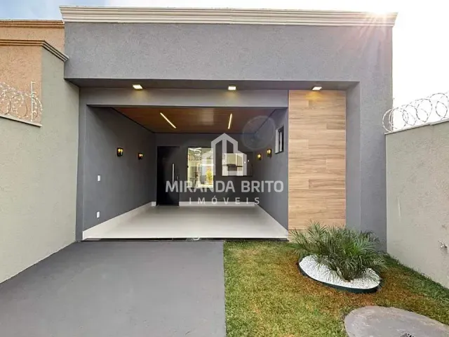 Casa 3 quartos e 2 banheiros, à venda, no bairro Setor Central em Goiânia