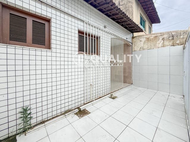 Casa com 168m² 3 quartos e 2 banheiros, à venda, no bairro Parangaba em Fortaleza