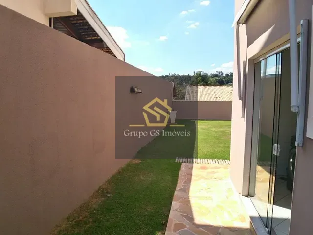 Casa com 300m² 4 quartos e 5 banheiros, à venda, no bairro Condomínio Residencial Terras do Caribe em Valinhos