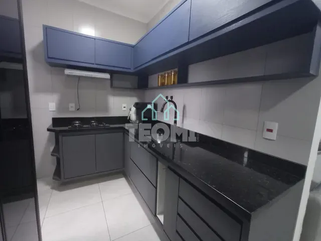 Casa com 250m² 3 quartos e 2 banheiros, à venda, no bairro Vila dos Comércios II em Taubaté