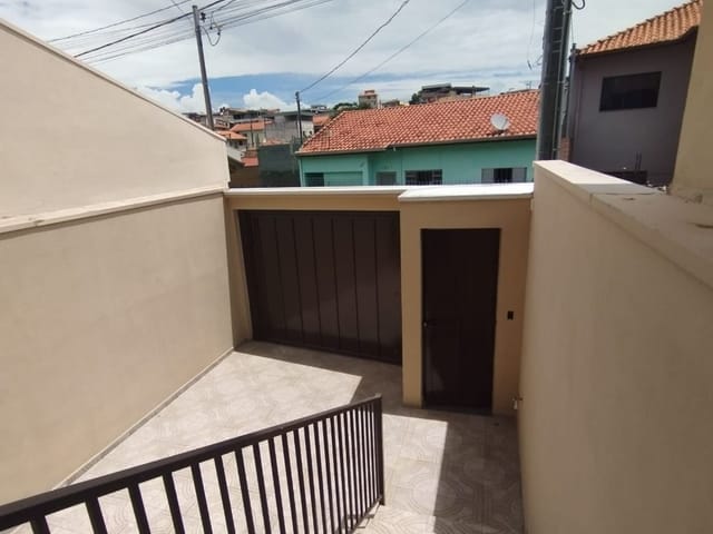 Casa com 150m², à venda, no bairro Paulo Lopes em Cambuí