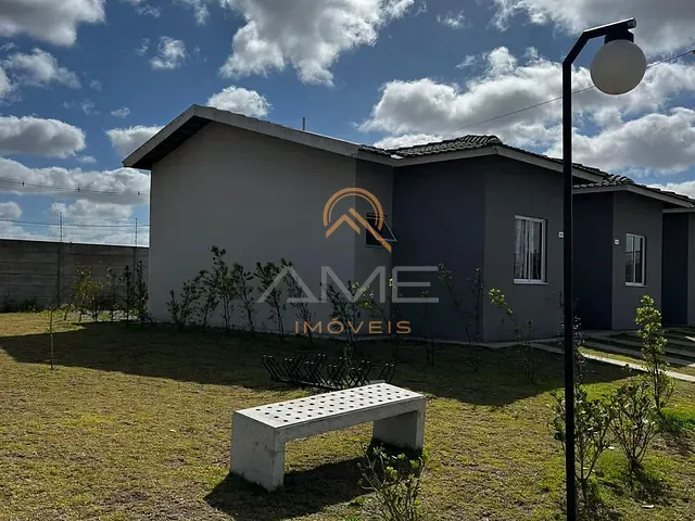 Casa 2 quartos e 1 banheiro, à venda, no bairro Três Vendas em Pelotas
