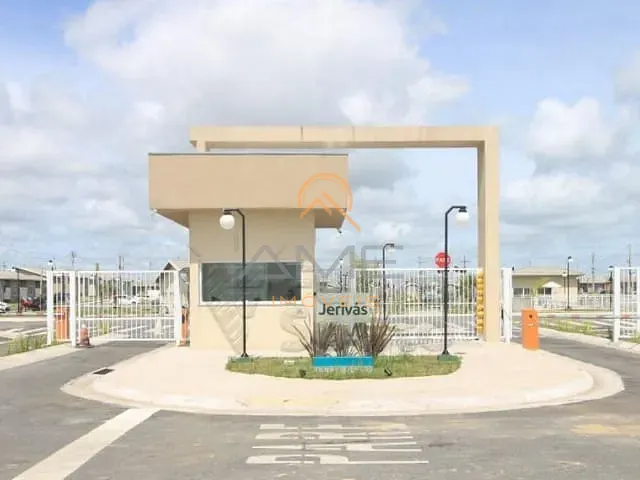 Casa 2 quartos e 1 banheiro, à venda, no bairro Três Vendas em Pelotas