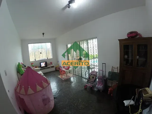Casa com 595m², à venda ou para alugar, no bairro Centro em Araçatuba