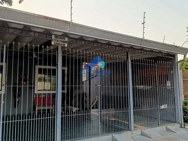 Casa com 300m² 3 quartos e 1 banheiro, à venda, no bairro Vila Tesouro em São José dos Campos
