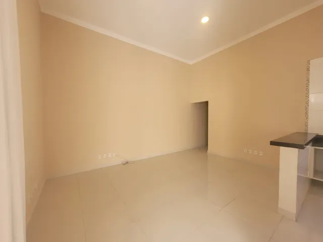 Casa com 150m² 3 quartos e 2 banheiros, para alugar, no bairro Jardim Montreal Residence em Indaiatuba
