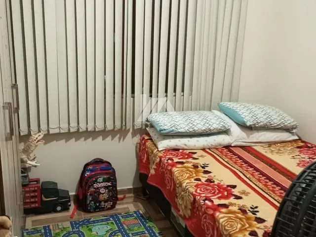 Casa com 54m² 2 quartos e 2 banheiros, à venda, no bairro Uvaranas em Ponta Grossa