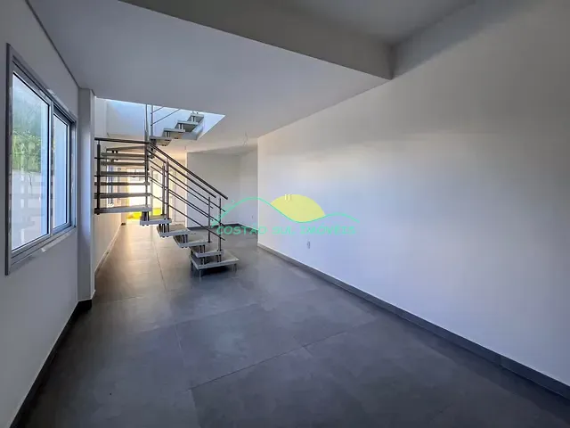 Casa com 153m² 3 quartos e 3 banheiros, à venda, no bairro Campeche em Florianópolis