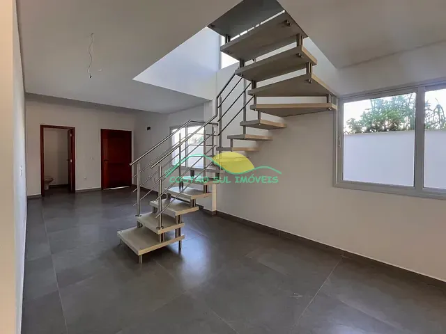 Casa com 153m² 3 quartos e 3 banheiros, à venda, no bairro Campeche em Florianópolis