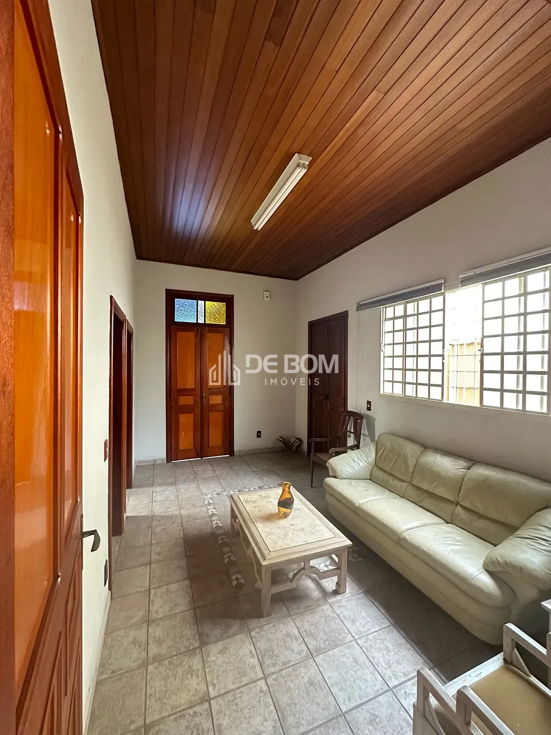 Casa, 1 quarto, 80 m² - Foto 1