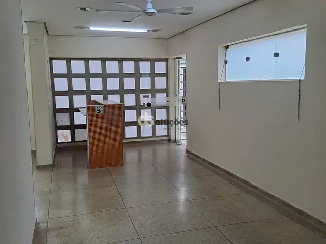 Casa à venda, no bairro Vila Romana em São Paulo