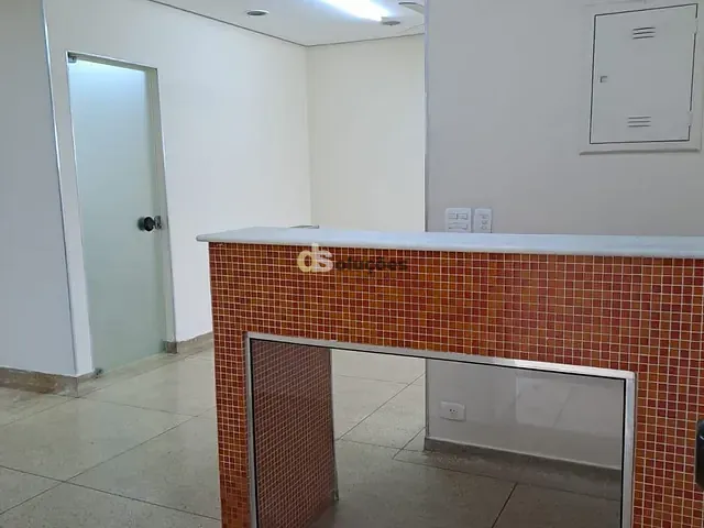 Casa à venda, no bairro Vila Romana em São Paulo