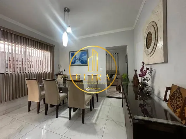 Casa com 350m² 3 quartos e 3 banheiros, à venda, no bairro Jardim Ipiranga em Americana