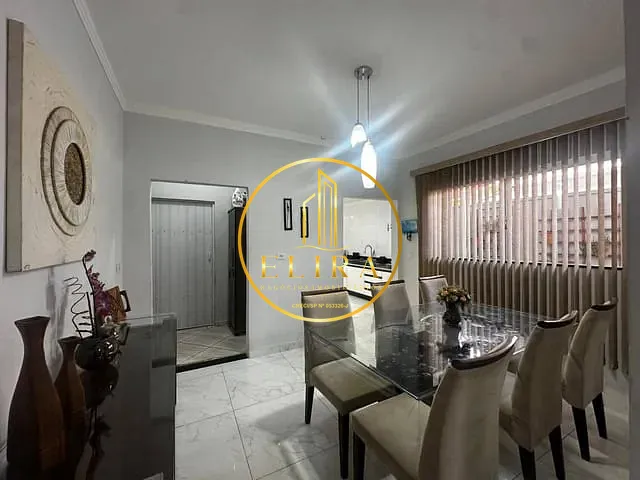 Casa com 350m² 3 quartos e 3 banheiros, à venda, no bairro Jardim Ipiranga em Americana