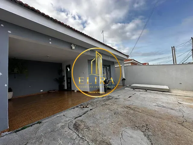 Casa com 350m² 3 quartos e 3 banheiros, à venda, no bairro Jardim Ipiranga em Americana