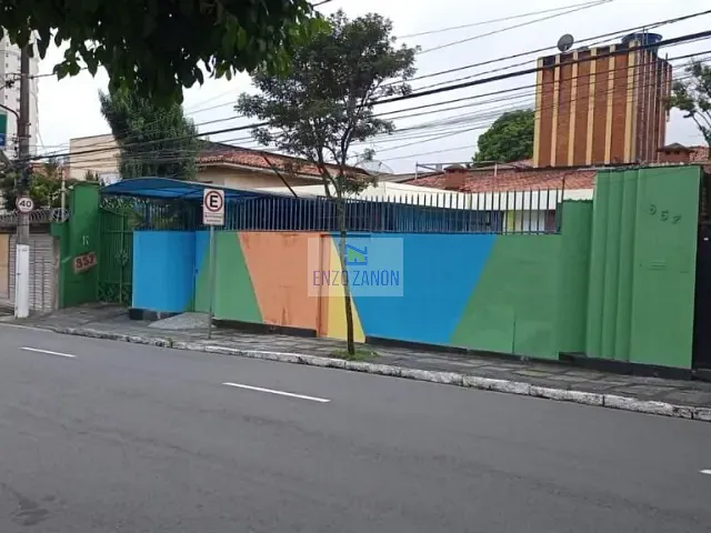 Casa com 266m² 19 quartos e 4 banheiros, para alugar, no bairro Nova Petrópolis em São Bernardo do Campo