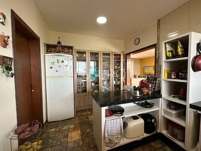 Casa 6 quartos e 6 banheiros, à venda, no bairro Setor Habitacional Jardim Botânico em Brasília