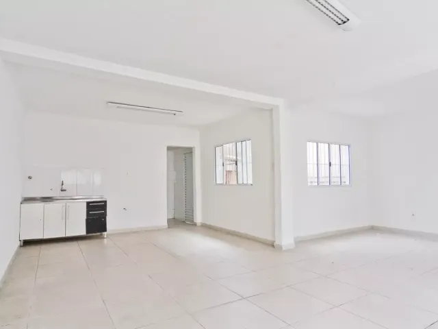 Sobrado 3 quartos e 2 banheiros, à venda, no bairro Chora Menino em São Paulo