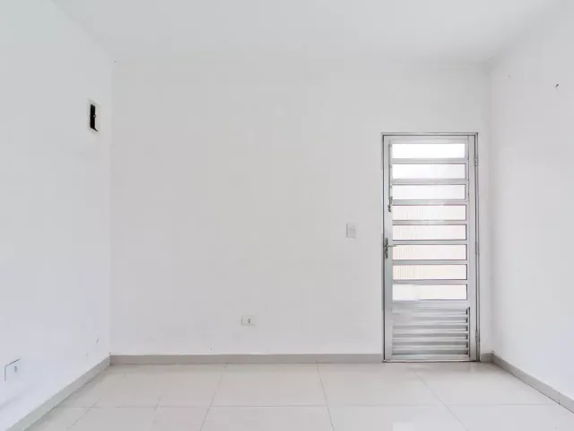 Sobrado 3 quartos e 2 banheiros, à venda, no bairro Chora Menino em São Paulo