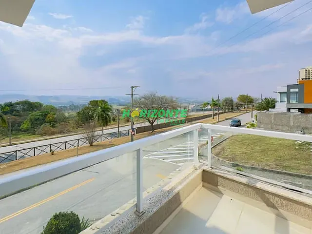 Casa com 541m² 5 quartos e 6 banheiros, à venda ou para alugar, no bairro Urbanova em São José dos Campos
