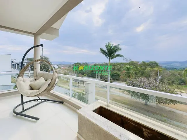Casa com 541m² 5 quartos e 6 banheiros, à venda ou para alugar, no bairro Urbanova em São José dos Campos
