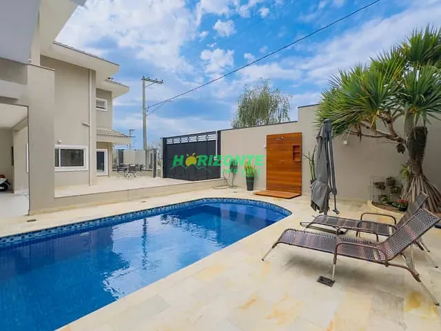 Casa com 541m² 5 quartos e 6 banheiros, à venda ou para alugar, no bairro Urbanova em São José dos Campos