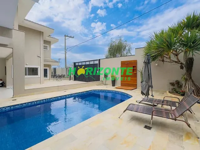 Casa com 541m² 5 quartos e 6 banheiros, à venda, no bairro Urbanova em São José dos Campos