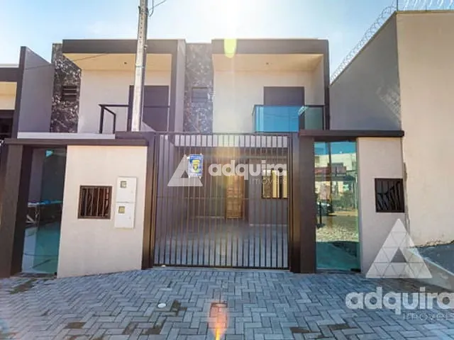 Sobrado 3 quartos e 2 banheiros, à venda, no bairro Boa Vista em Ponta Grossa