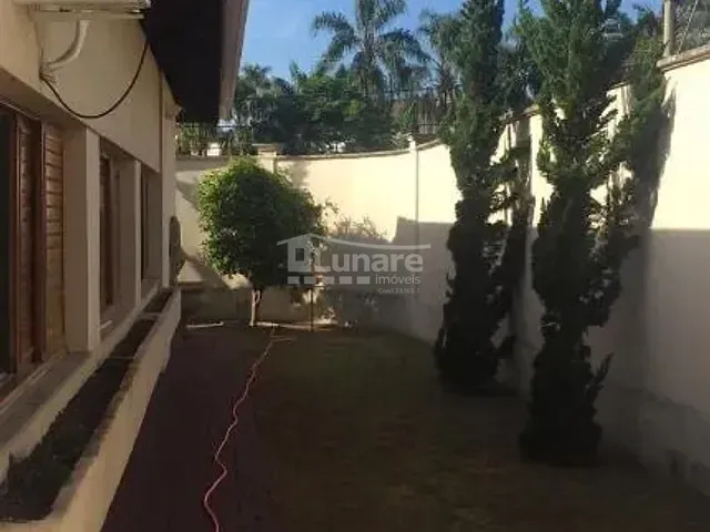Casa com 450m² 3 quartos e 4 banheiros, à venda, no bairro Vila Oliveira em Mogi das Cruzes