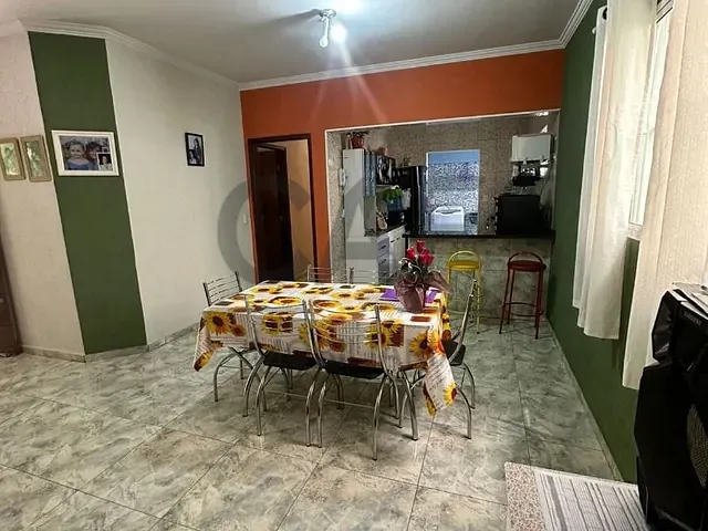 Casa com 250m² 3 quartos e 2 banheiros, à venda, no bairro Europa em Jaguariúna